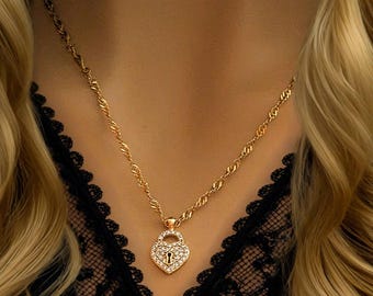 Sparkly Heart Lock necklace, Gold- 20 inch