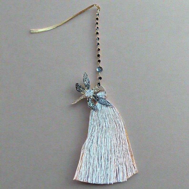 Dragonfly Beaded Bookmark - - LadybugfeetDesigns -