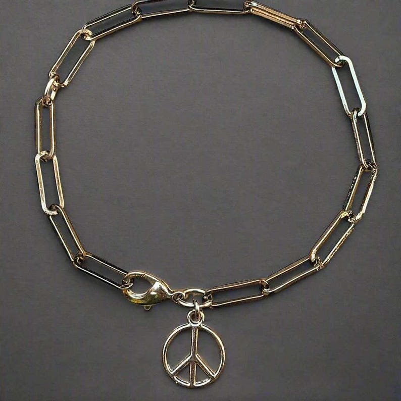Peace Sign Gunmetal Paperclip Chain Bracelet - - LadybugfeetDesigns -