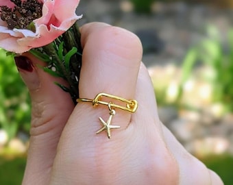 Tiny Starfish Expandable Charm Ring - Gold