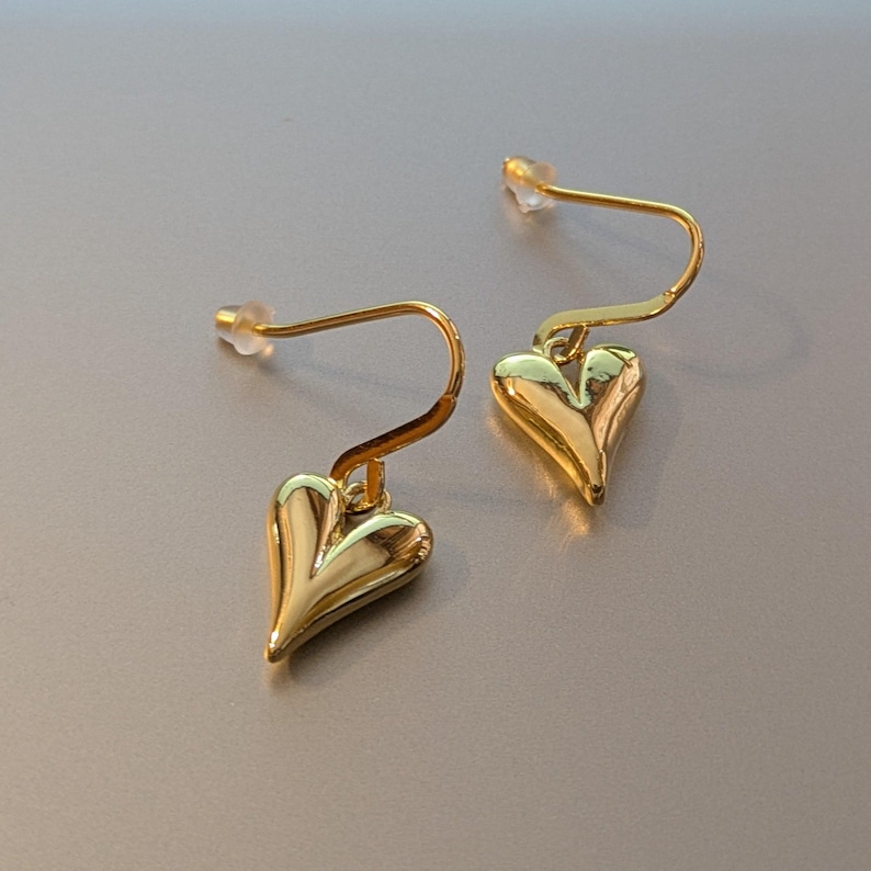 Fancy Heart dangle earrings, Gold - - LadybugfeetDesigns -