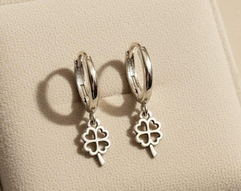 Four Leaf Clover Huggie Hoop earrings, Silver - 15mm