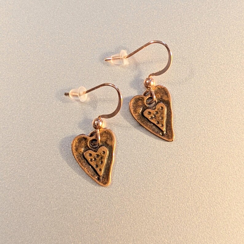 Heart dangle earrings, Copper/Rose Gold - - LadybugfeetDesigns -