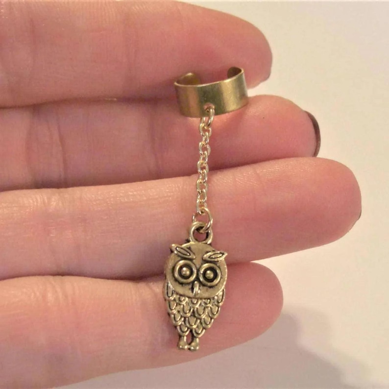 Owl ear cuff, gold - - LadybugfeetDesigns -