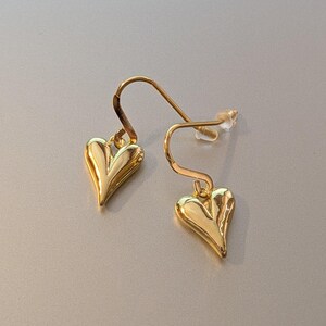Fancy Heart dangle earrings, Gold - - LadybugfeetDesigns -