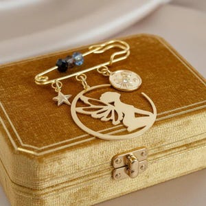 Fairy Safety Pin Brooch, Purse Charm - - LadybugfeetDesigns -