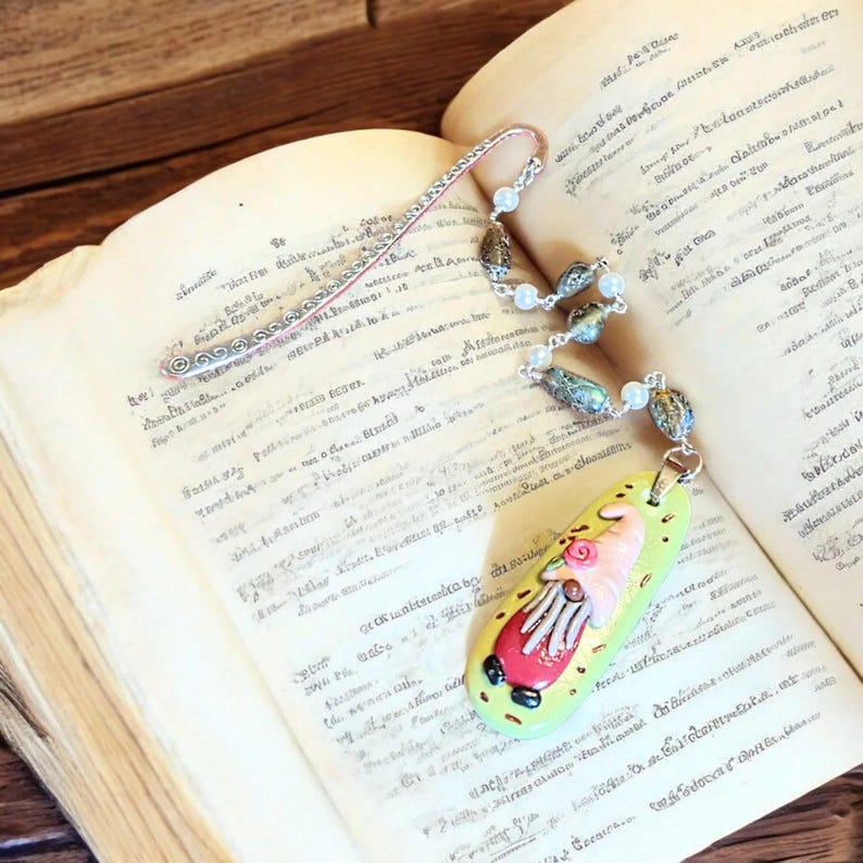 Gnome Labradorite Bead Bookmark - - LadybugfeetDesigns -