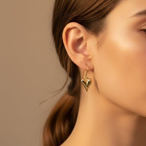 Fancy Heart dangle earrings, Gold - - LadybugfeetDesigns -