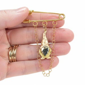 Gnome Safety Pin Brooch, Purse Charm - - LadybugfeetDesigns -
