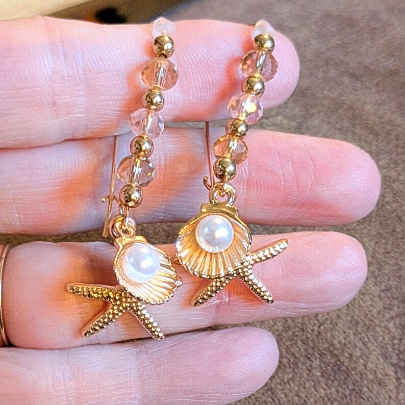 Pearl Clam Shell Starfish Crystal charm necklace and Earring set, Gold - - LadybugfeetDesigns -