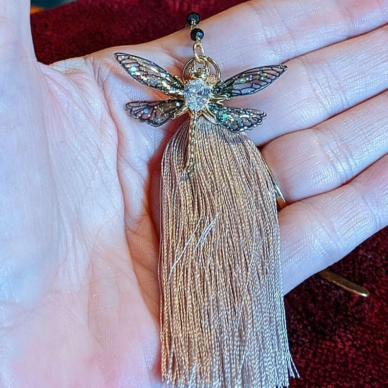 Dragonfly Beaded Bookmark - - LadybugfeetDesigns -