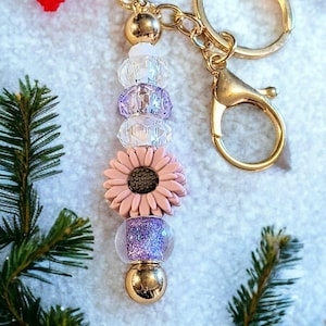 Daisy Crystal Keychain/Purse Clip - - LadybugfeetDesigns -