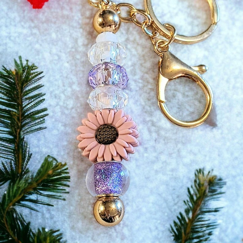 Daisy Crystal Keychain/Purse Clip - - LadybugfeetDesigns -