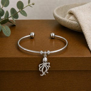 Octopus Euro Bangle Cuff, Silver - - LadybugfeetDesigns -