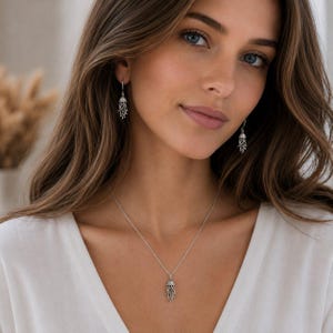 Jellyfish Pendant charm necklace, Sterling Silver - 22 inch - - LadybugfeetDesigns -