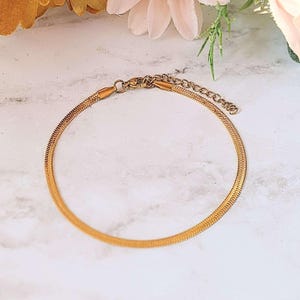 Gold Herringbone Chain Anklet - - LadybugfeetDesigns -