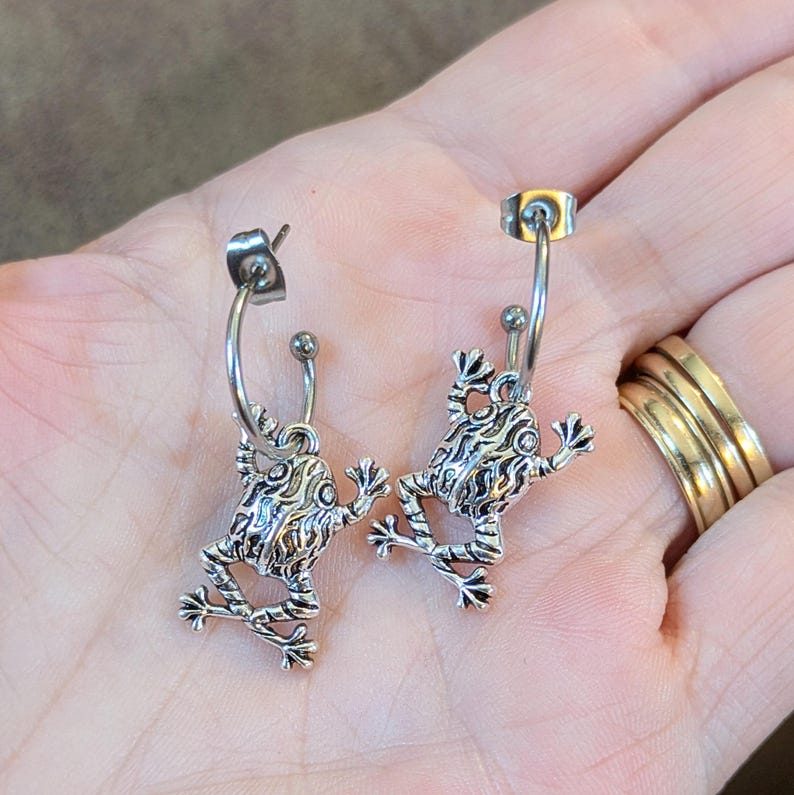 Fancy Frog Hoop Earrings, Silver - 16mm - - LadybugfeetDesigns -