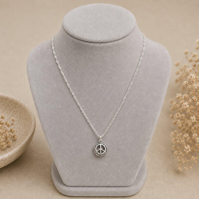 Peace Sign Necklace, 20 inches - Silver - - LadybugfeetDesigns -