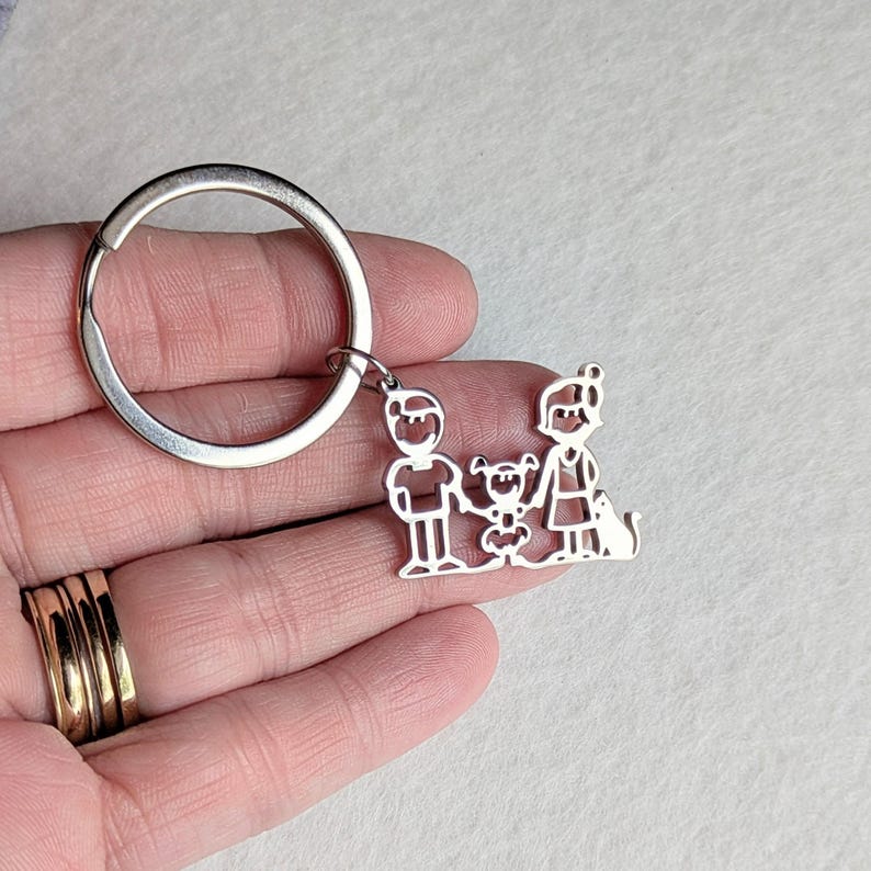 Happy Family Key Chain, Key Holder - Father's Day Gift - - LadybugfeetDesigns -