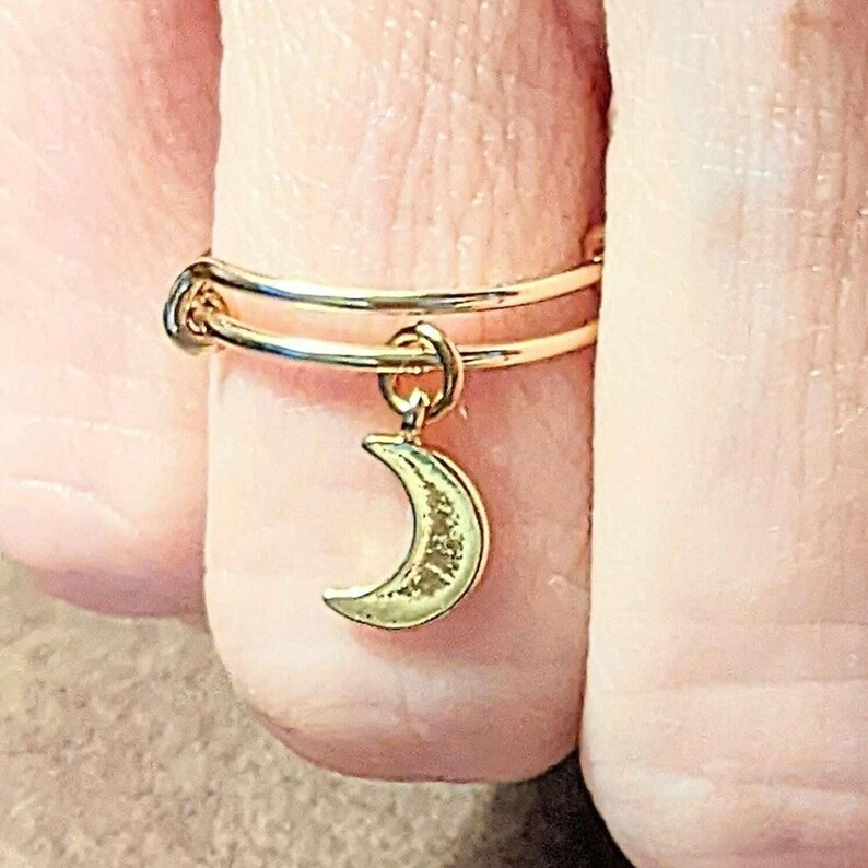 Crescent Moon Expandable Charm Ring - Gold - - LadybugfeetDesigns -