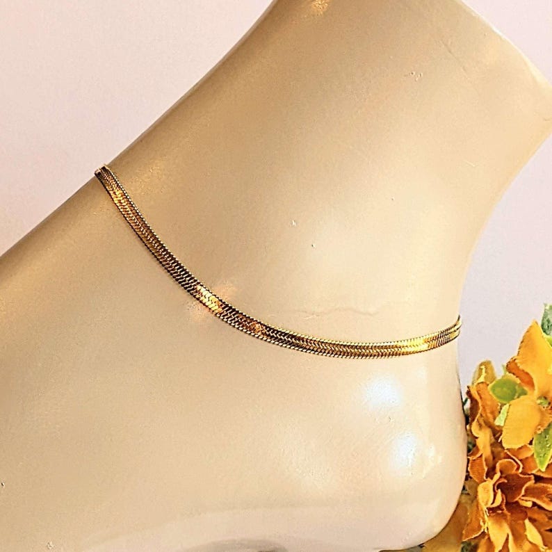 Gold Herringbone Chain Anklet - - LadybugfeetDesigns -