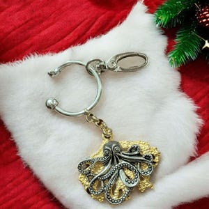 Octopus Key Chain, Purse Clip - - LadybugfeetDesigns -
