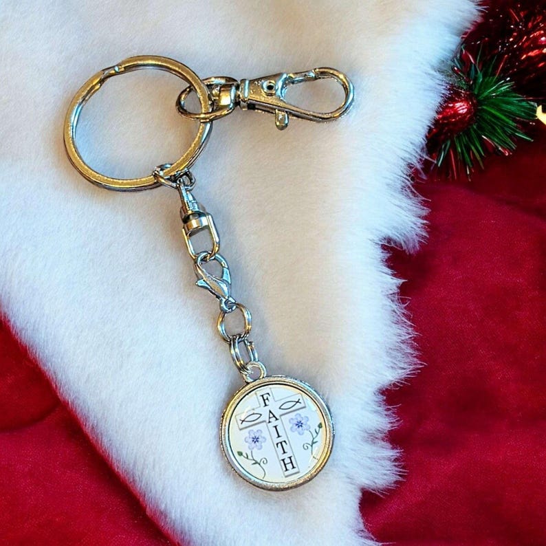 FAITH HOPE LOVE Keychain/Purse Clip - - LadybugfeetDesigns -