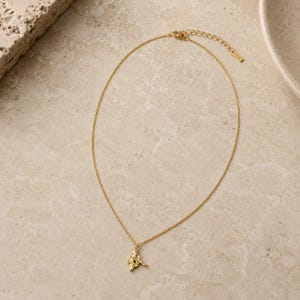 Manta Ray Necklace, Gold - 20 inches - - LadybugfeetDesigns -