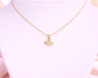 Whale necklace, Gold - 20 inch