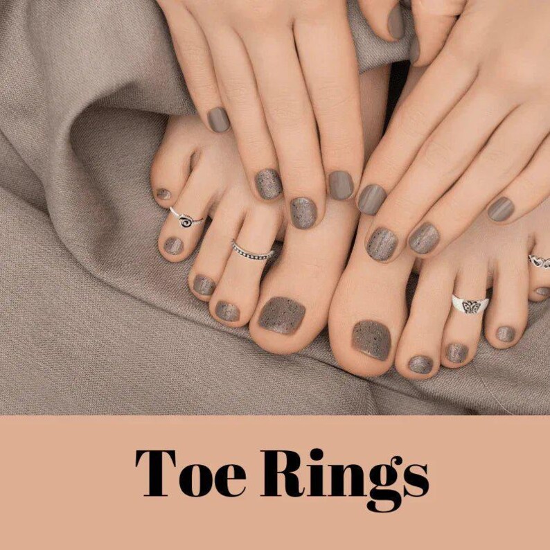 Filigree Heart Toe Ring - - LadybugfeetDesigns -