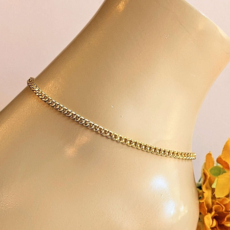 Gold Cuban Chain Anklet - - LadybugfeetDesigns -