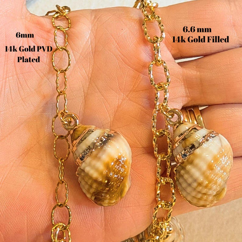 Chunky Conch Shell Charm Bracelet, Gold - - LadybugfeetDesigns -