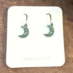 Fancy Crescent Moon Earrings - - LadybugfeetDesigns -