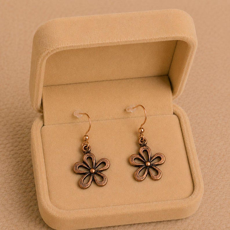 Daisy dangle earrings, Copper/Rose Gold - - LadybugfeetDesigns -