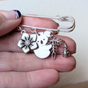 Koala Safety Pin Brooch, Purse Charm - - LadybugfeetDesigns -