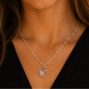 Sun Rays Pendant necklace, Silver - 20 inch - - LadybugfeetDesigns -