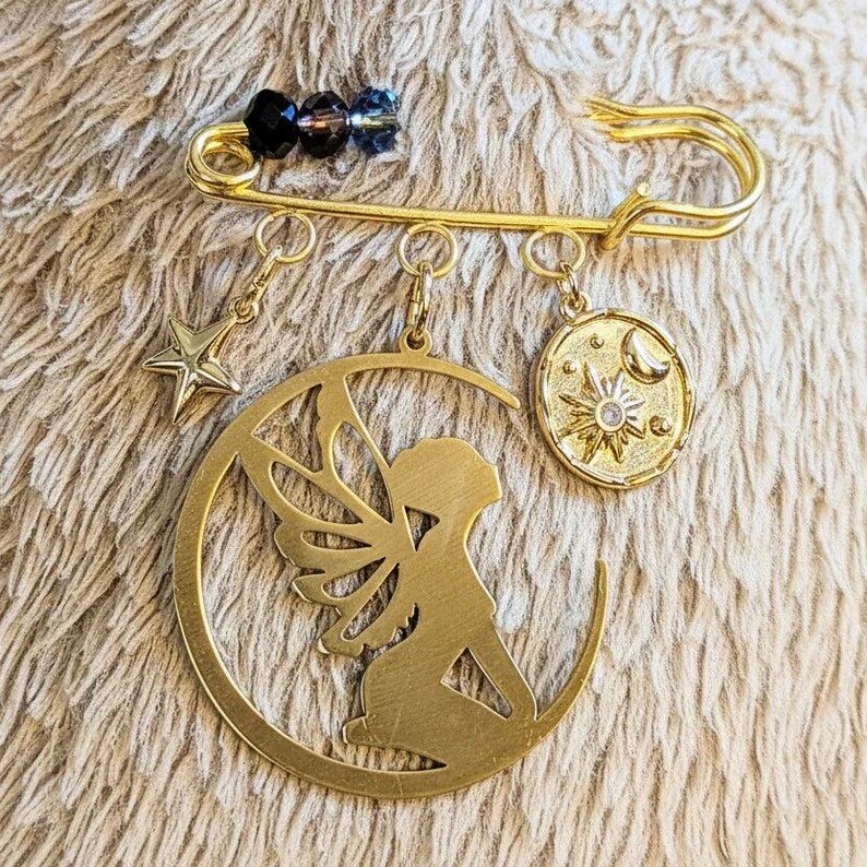 Fairy Safety Pin Brooch, Purse Charm - - LadybugfeetDesigns -