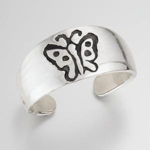Sterling SIlver Butterfly Toe Ring - - LadybugfeetDesigns -
