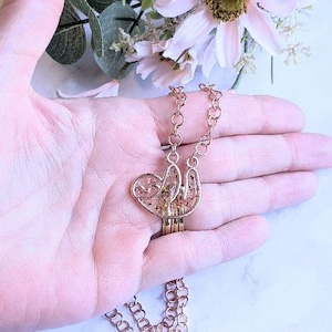 Adorable Dried Flower Tree Sloth - Yellow or Rose Gold - - LadybugfeetDesigns -