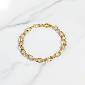 14K Gold Filled Textured Oval cable chain Bracelet Base - D.i.y. - Build Your Charm Bracelet! - - LadybugfeetDesigns -