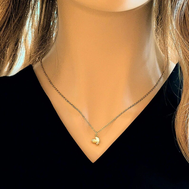Heart necklace, Gold - 20 inch - - LadybugfeetDesigns -