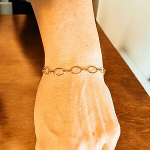 Shiny Gold Textured Oval Link Charm Bracelet Base Ii - D.i.y. - Build Your Charm Bracelet! - - LadybugfeetDesigns -