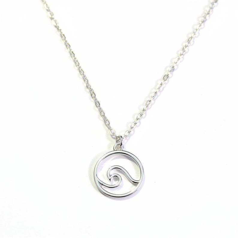 Ocean Wave necklace, 18 inch - Silver - - LadybugfeetDesigns -