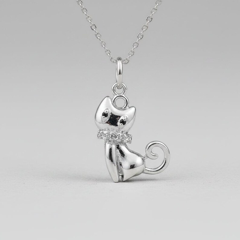 Cat Necklace, 20 inches - Silver - - LadybugfeetDesigns -