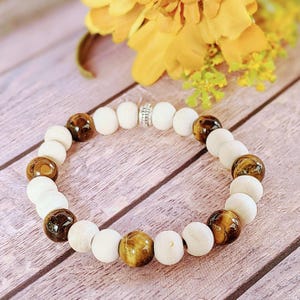 Tiger's Eye White Wood Bead Diffuser Bracelet-Creativity Bracelet - - LadybugfeetDesigns -