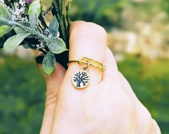 Tree of Life Expandable Charm Ring - Gold