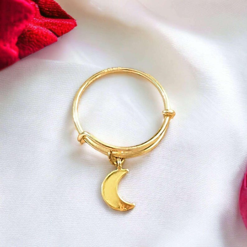 Crescent Moon Expandable Charm Ring - Gold - - LadybugfeetDesigns -