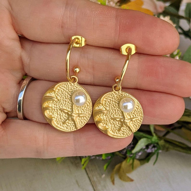 Sandy Beach Pearl hoop earrings, Gold - 16mm - - LadybugfeetDesigns -