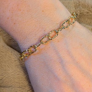 14K Gold Filled Textured Oval cable chain Bracelet Base - D.i.y. - Build Your Charm Bracelet! - - LadybugfeetDesigns -