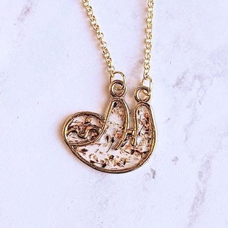 Adorable Dried Flower Tree Sloth - Yellow or Rose Gold - - LadybugfeetDesigns -